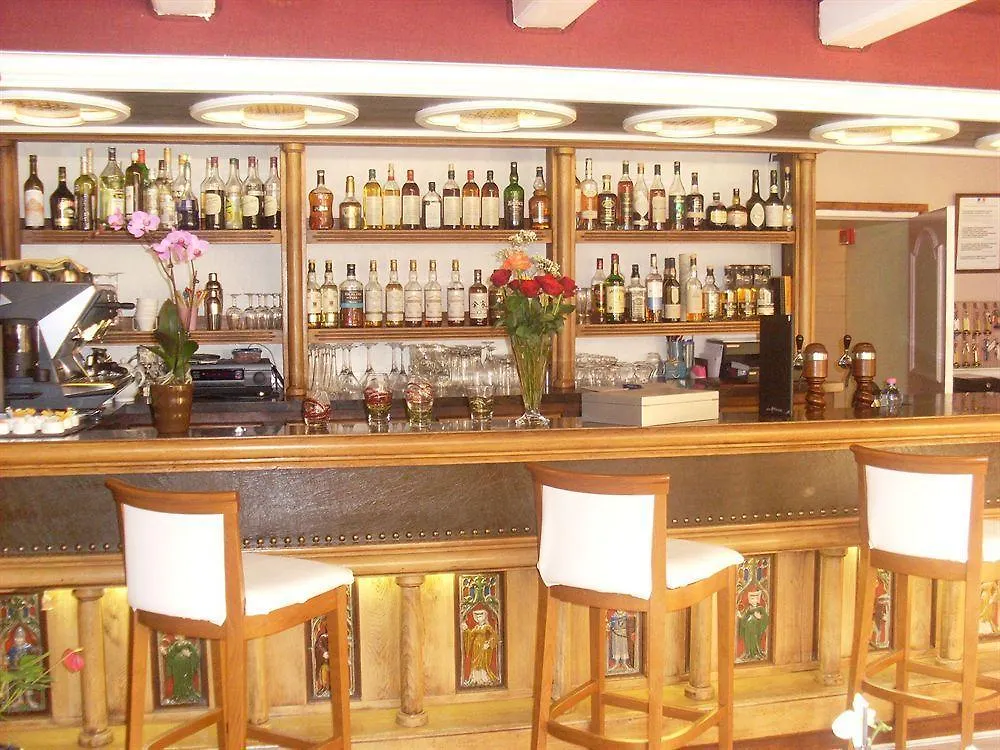 Hotel Restaurant De La Marne Paimpol