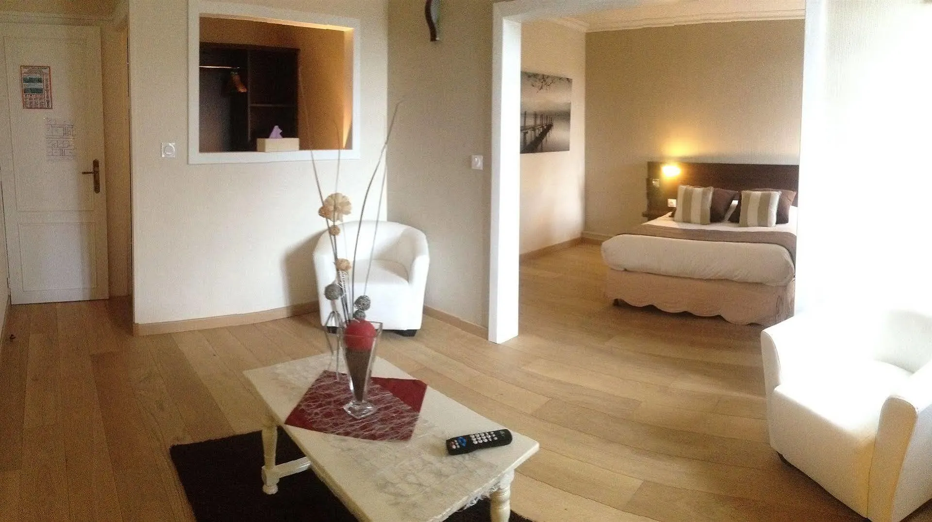 Hotel Restaurant De La Marne Paimpol 3*,