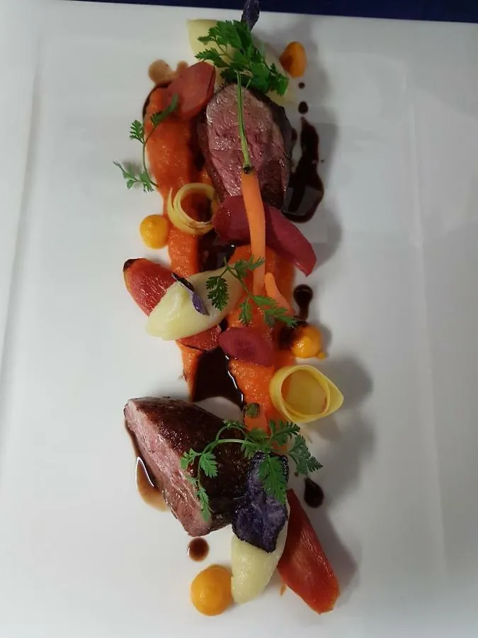 Hotel Restaurant De La Marne Paimpol